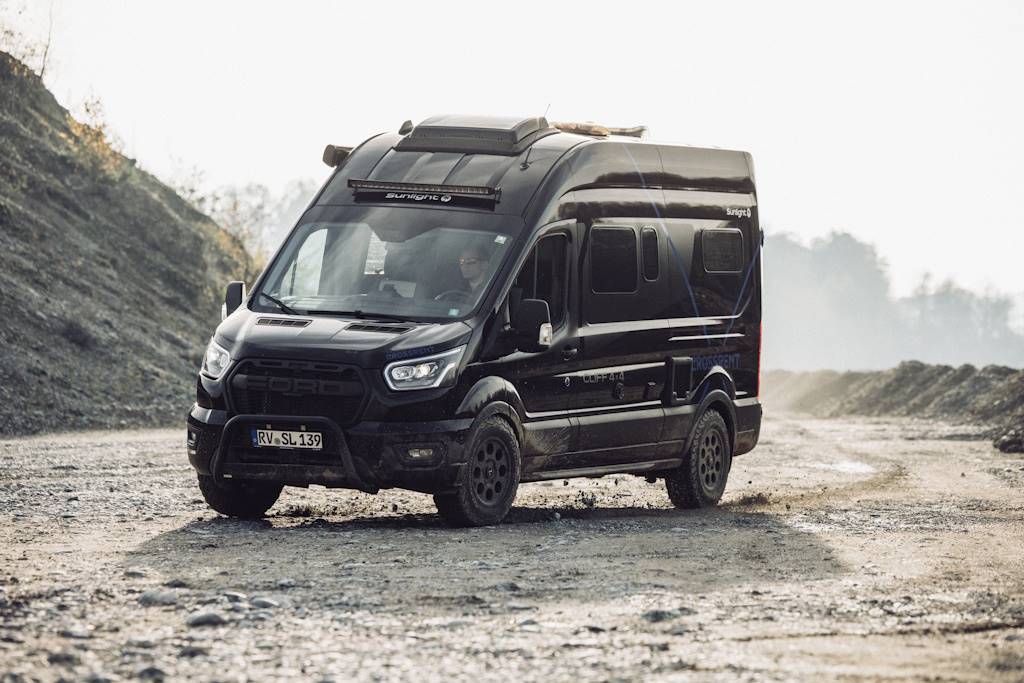 crossrent-cliff-4x4-0317 liten.jpg